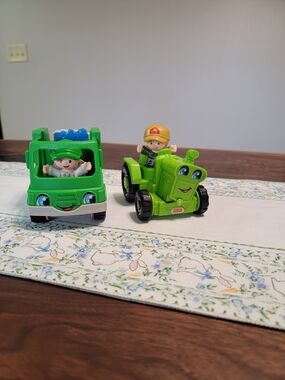 Fisher-Price Smiling Tractor and Recycle Trucks With People And Accessories